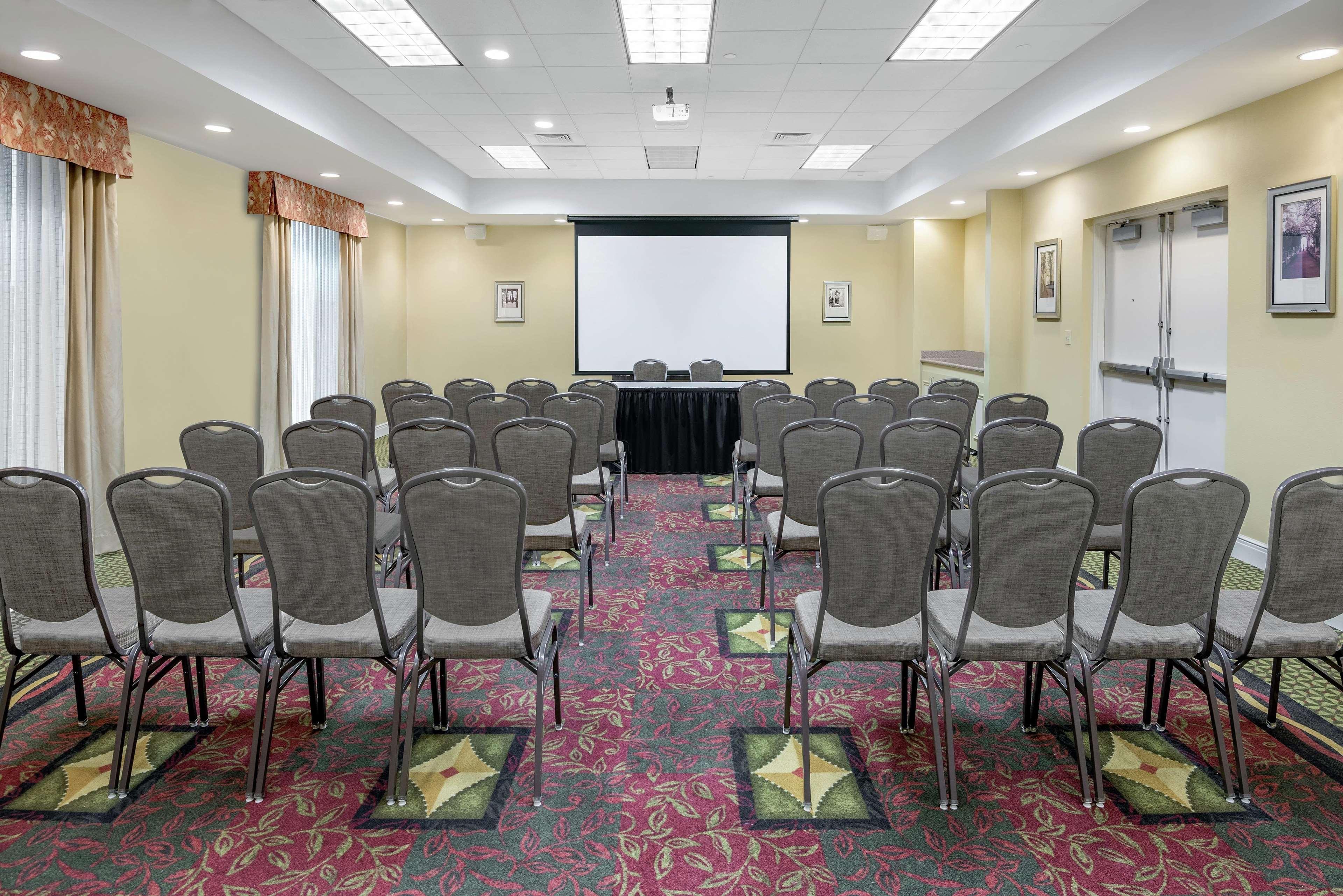 Hilton Garden Inn Mcallen Airport Esterno foto